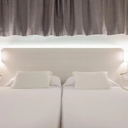 Aparthotel Helios Mallorca & Can Pastilla (Mallorca)